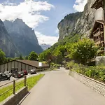 Apartamento Staubbach Beautiful Waterfall