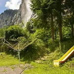 Staubbach Beautiful Waterfall * Lauterbrunnen