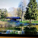 Staubbach Beautiful Waterfall Apartamento