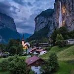 Staubbach Beautiful Waterfall Apartamento *