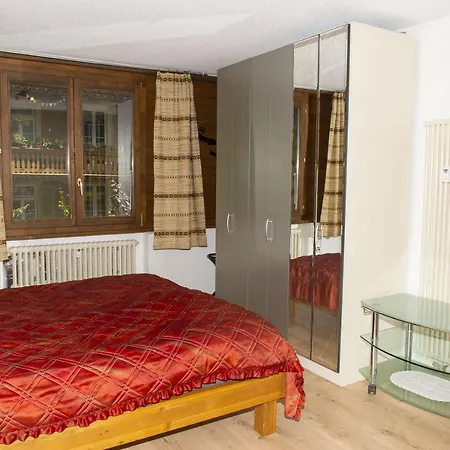 Staubbach Beautiful Waterfall Apartamento