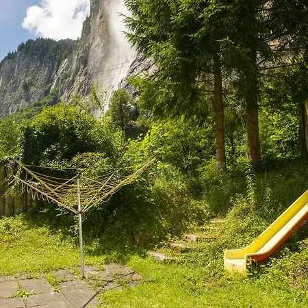 Staubbach Beautiful Waterfall * Lauterbrunnen