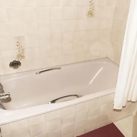 Staubbach Beautiful Waterfall * Lauterbrunnen