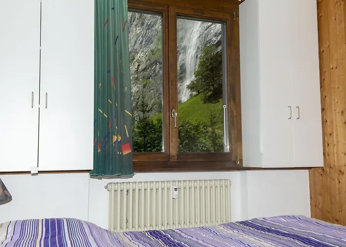 Staubbach Beautiful Waterfall Lauterbrunnen