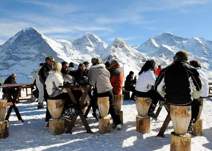 Staubbach Beautiful Waterfall Lauterbrunnen