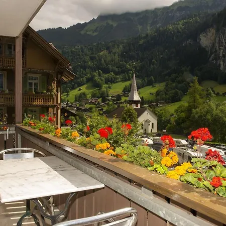 Staubbach Beautiful Waterfall Lauterbrunnen