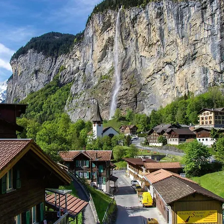 Staubbach Beautiful Waterfall Lejlighed *