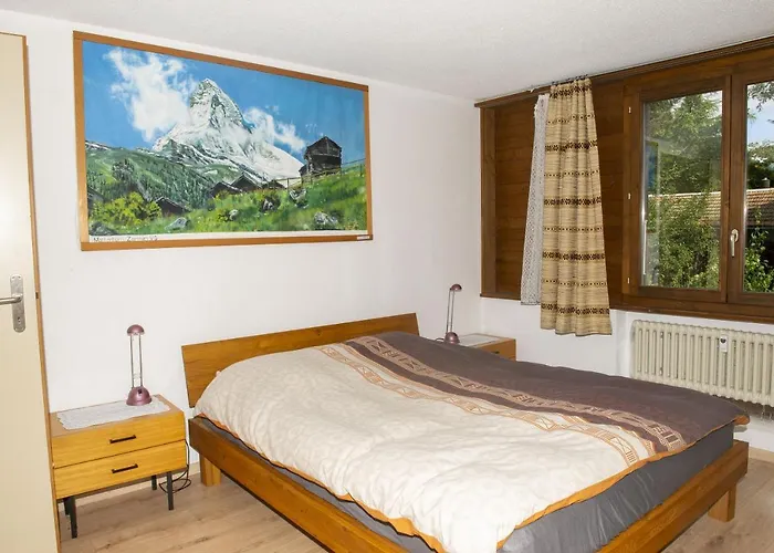 Staubbach Beautiful Waterfall Lauterbrunnen