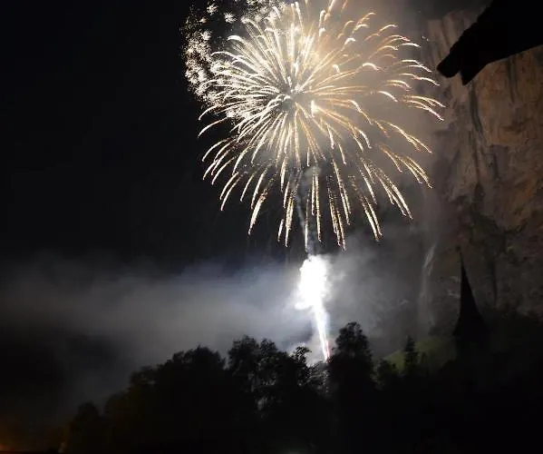 Lejlighed Staubbach Beautiful Waterfall *