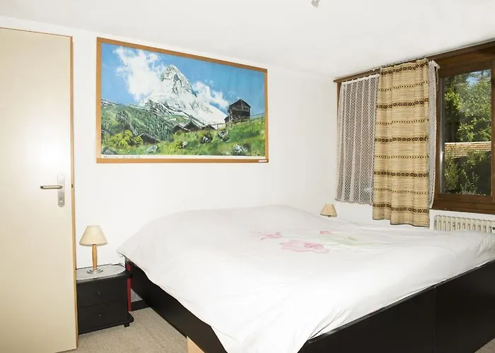 Staubbach Beautiful Waterfall Lauterbrunnen