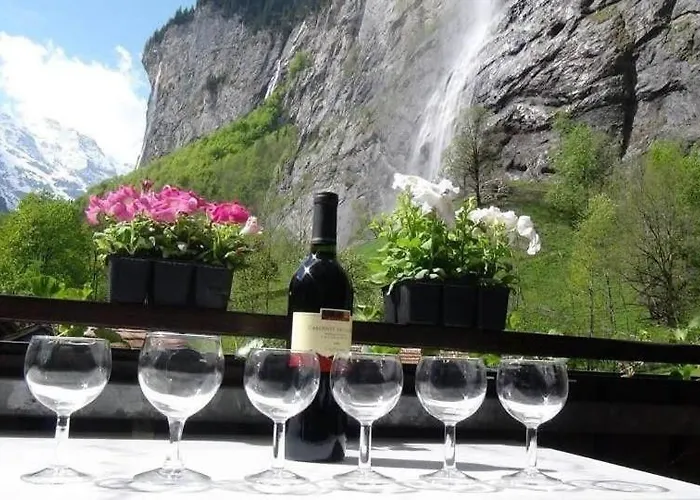 Lejlighed Staubbach Beautiful Waterfall